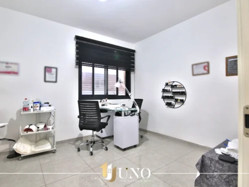 עפרה חזה 27, משכנות האמנים, קריית מוצקין